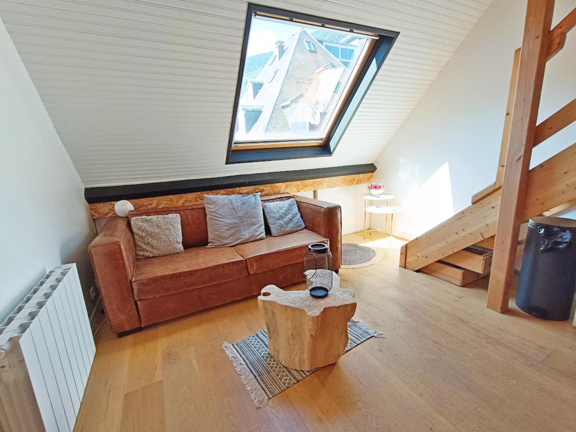 Le Nid De Juliette, T3 Duplex, Parking, Cave Apartment Bagneres-de-Luchon Luaran gambar